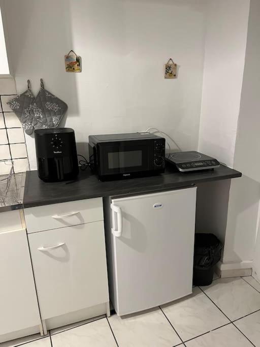Joli Appartement Centre Невер Екстер'єр фото