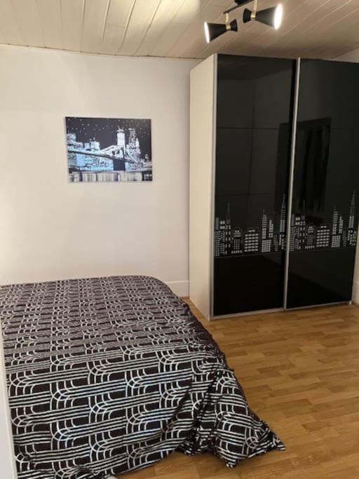 Joli Appartement Centre Невер Екстер'єр фото